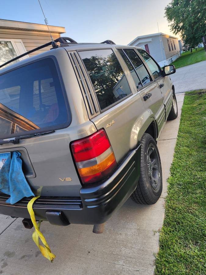 Geep-grand-cherokee-.-1996-green-1