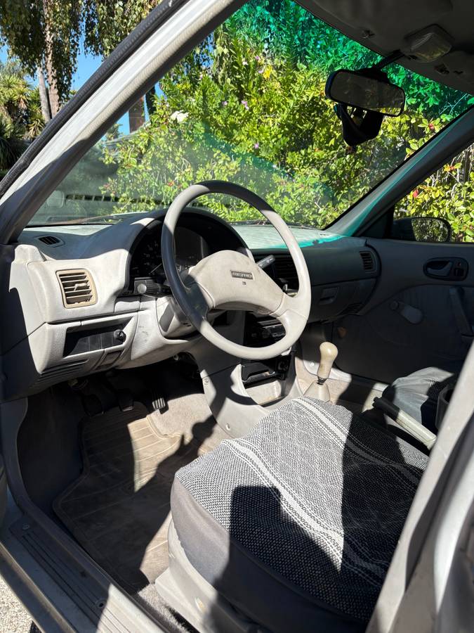 Geo-metro-1992-silver-2