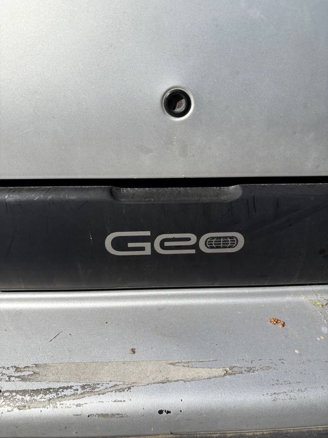 Geo-metro-1992-silver-3
