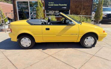 Geo-metro-convertible-1991-yellow-1