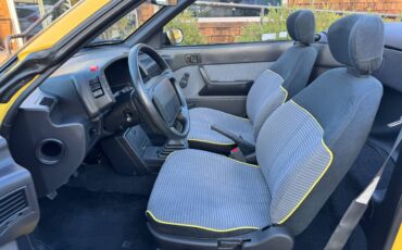 Geo-metro-convertible-1991-yellow-41