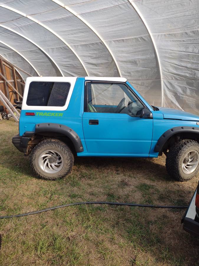 Geo-tracker-1991-blue-3