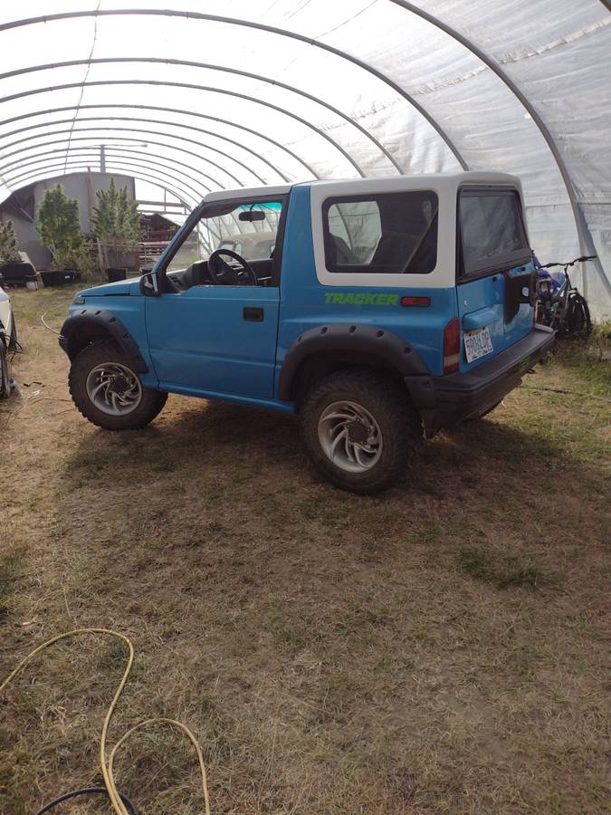 Geo-tracker-1991-blue-5