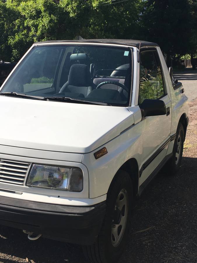 Geo-tracker-1994-white-2