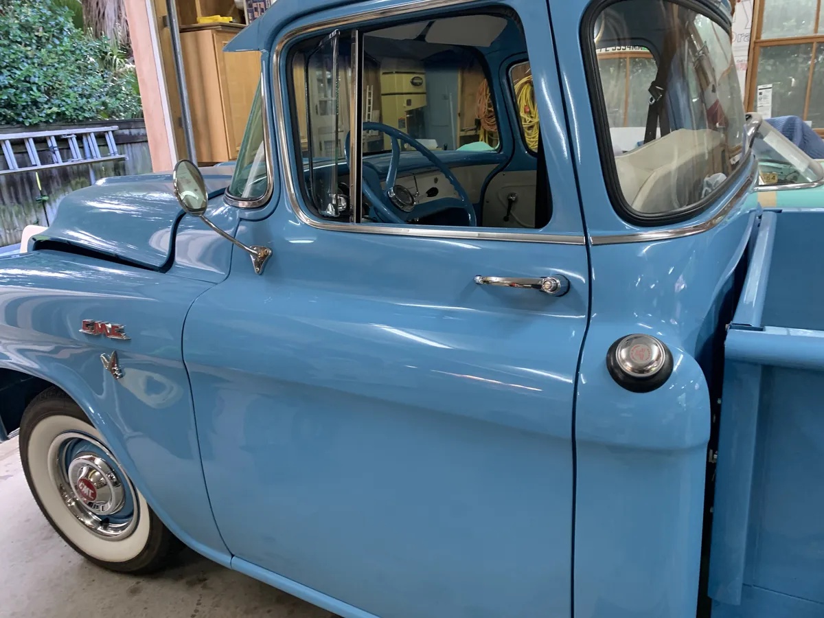 Gmc-100-1957-Blue-White-9