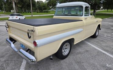 Gmc-100-short-bed-big-back-window-1959-7