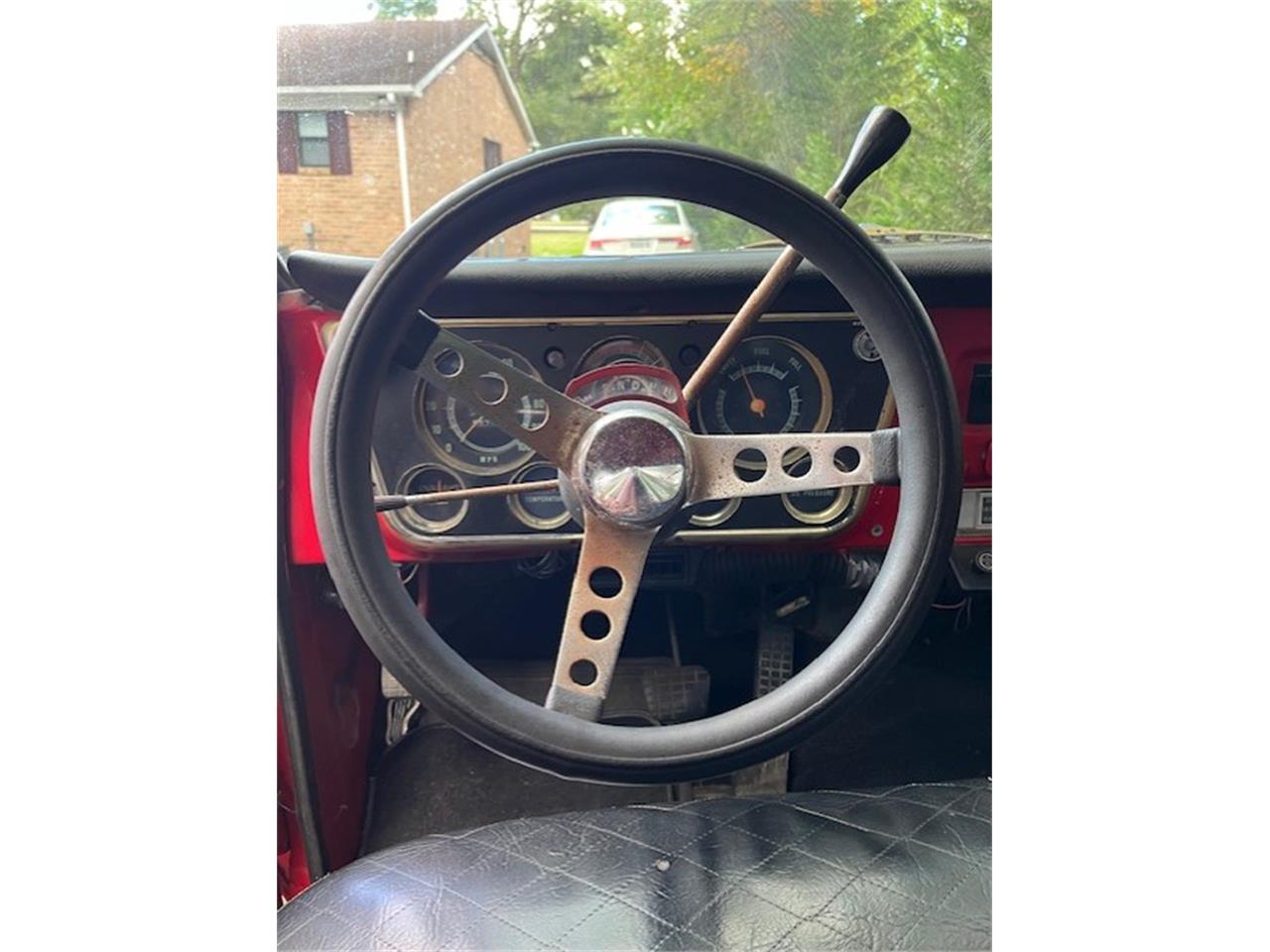 Gmc-1500-1969-Red-Black-and-Red-15