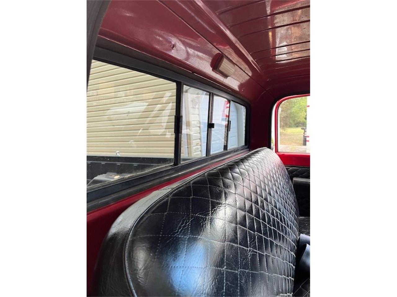 Gmc-1500-1969-Red-Black-and-Red-2