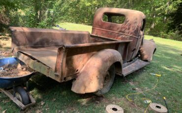 Gmc-1946-red-1