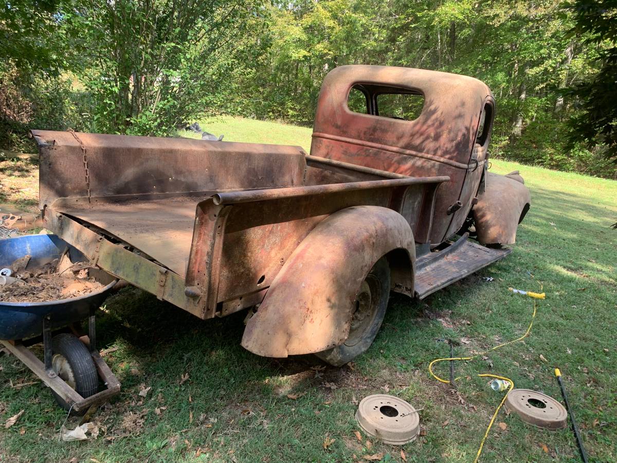 Gmc-1946-red-1