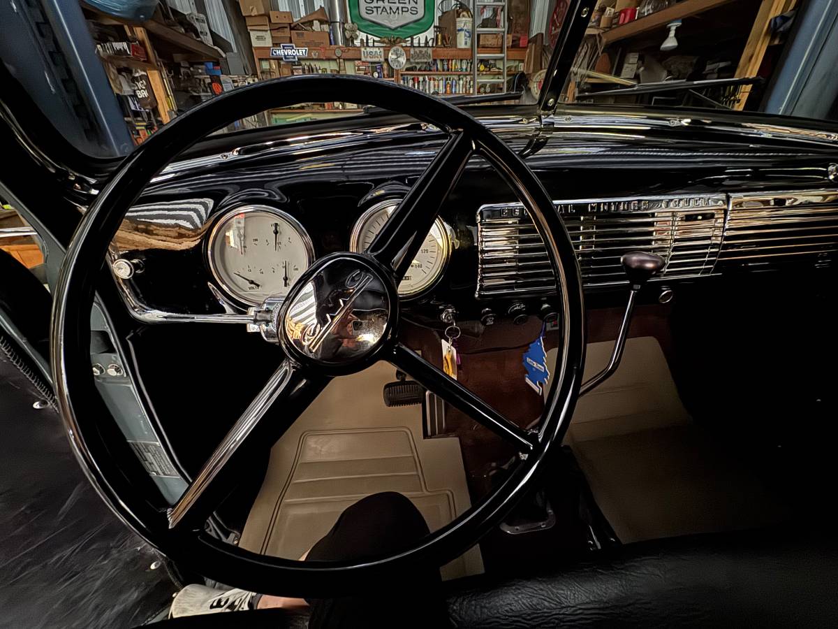 Gmc-1952-blue-7