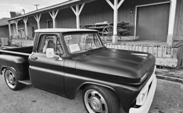 Gmc-1966-black-20