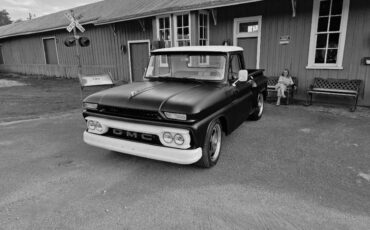 Gmc-1966-black