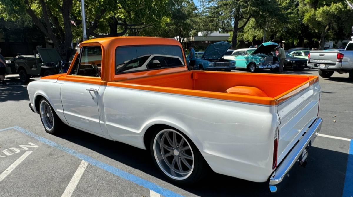 Gmc-1967-orange-1