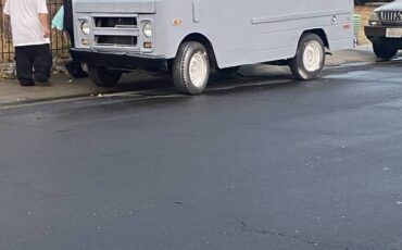 Gmc-1972-grey-3