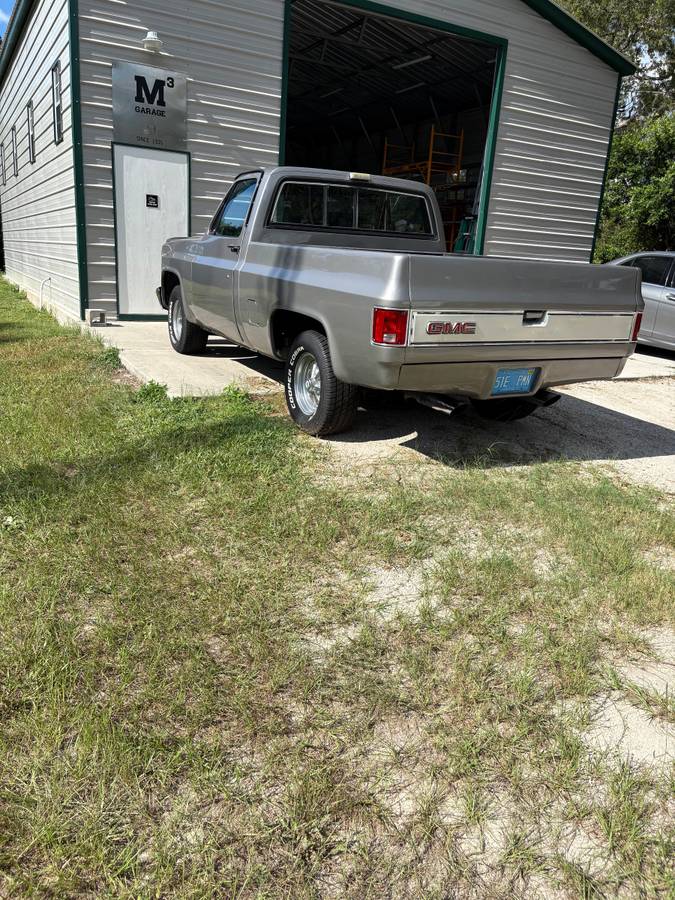 Gmc-1983-silver-3