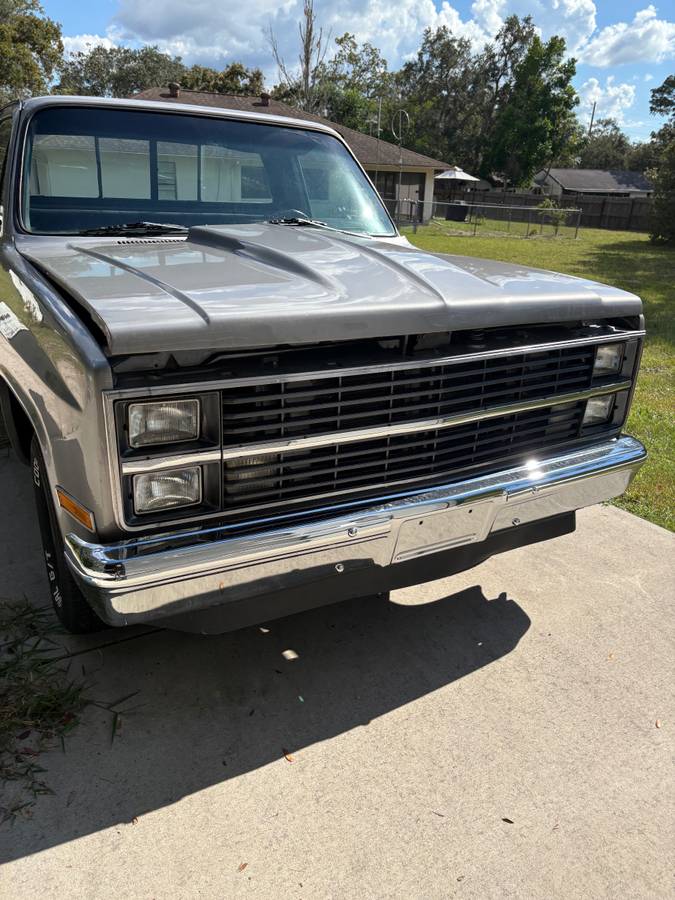 Gmc-1983-silver-8