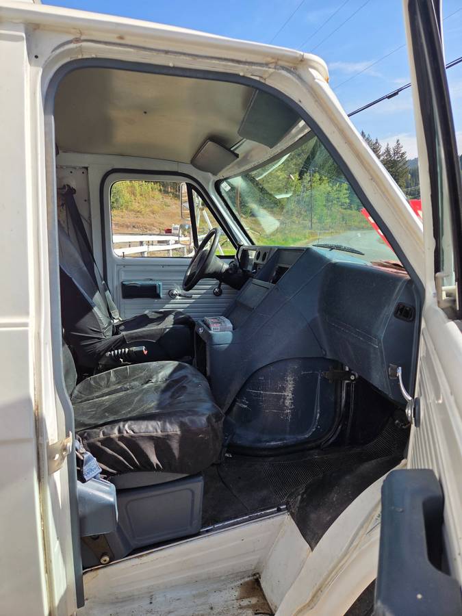 Gmc-1993-white-1