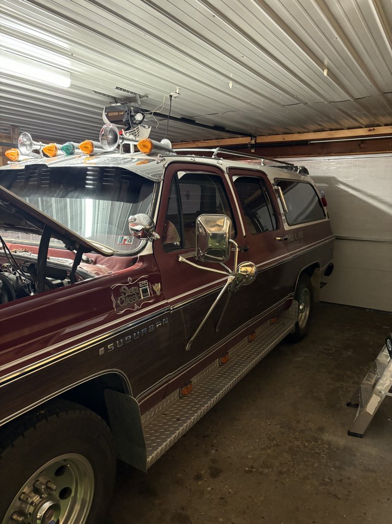 Gmc-2500-1975-Red-Red