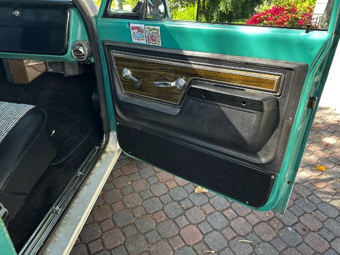 Gmc-3500-1972-Green-10