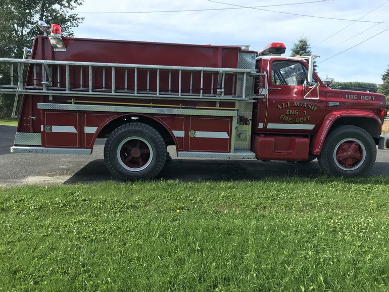 Gmc-7500-1975-Red
