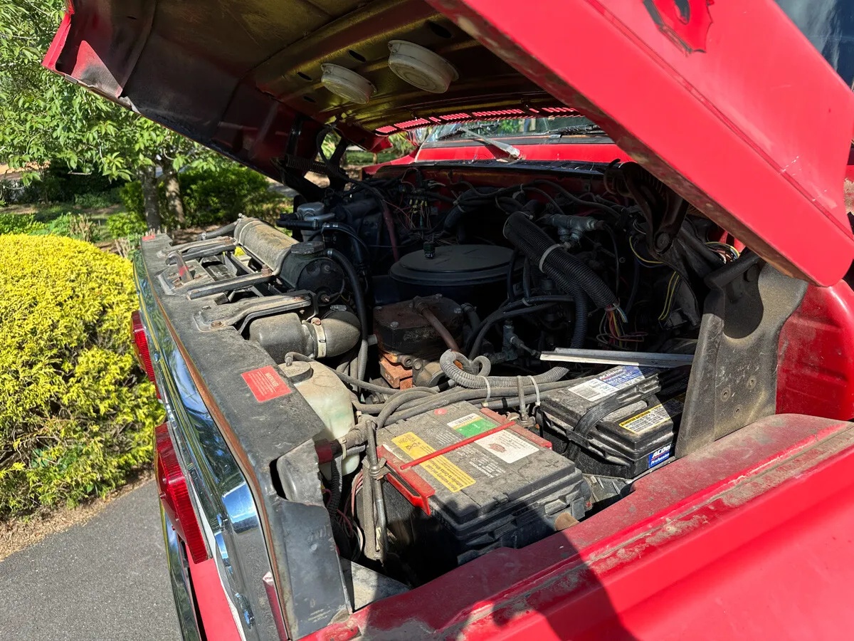 Gmc-7500-1986-Red-Black-11