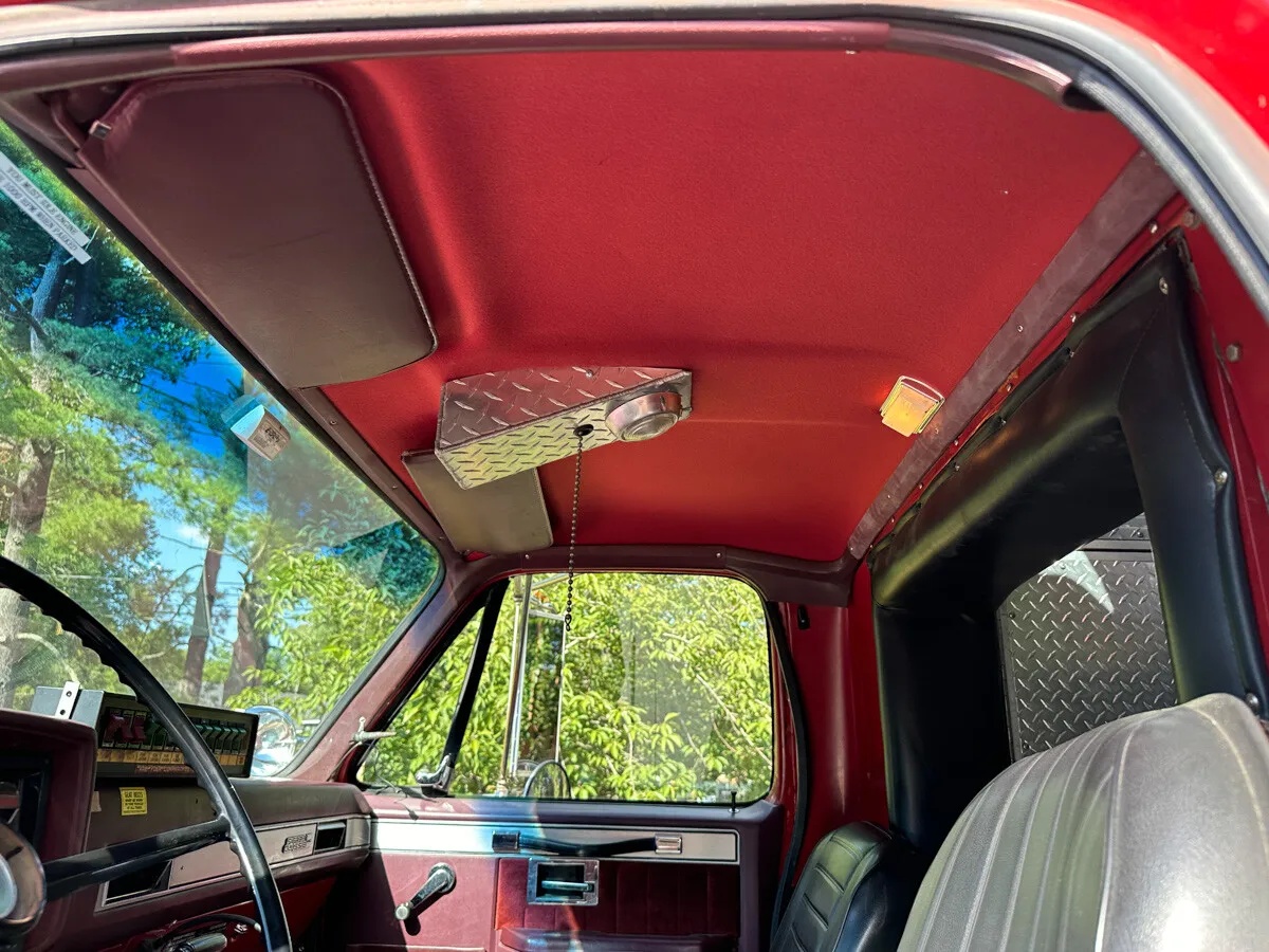 Gmc-7500-1986-Red-Black-19