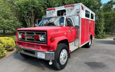 Gmc-7500-1986-Red-Black-2
