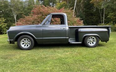 Gmc-C10-1967-Charcoal-Metallic-Black-amp-Red-2