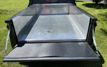 Gmc-C10-1967-Charcoal-Metallic-Black-amp-Red-5