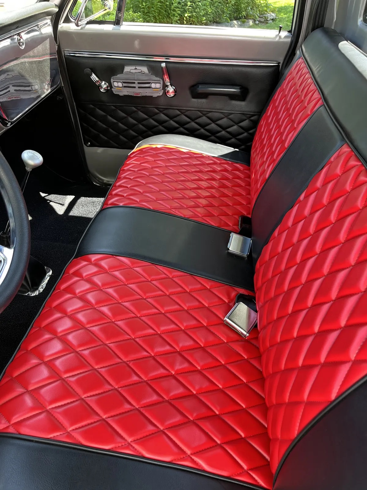 Gmc-C10-1967-Charcoal-Metallic-Black-amp-Red-7