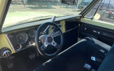 Gmc-C10-1972-Yellow-11