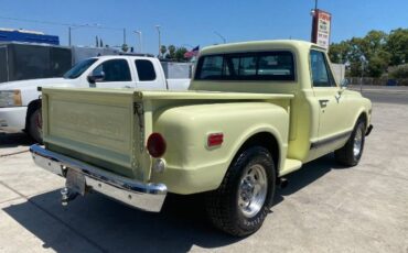 Gmc-C10-1972-Yellow-16