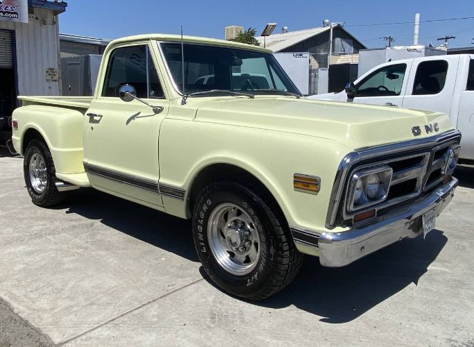 Gmc-C10-1972-Yellow