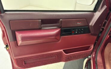 Gmc-Other-1988-Cranberry-Dark-Red-40