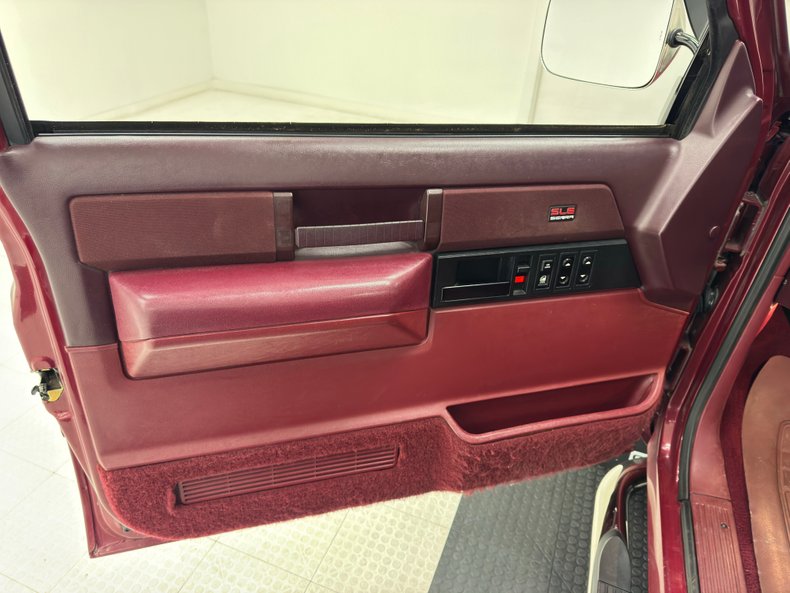 Gmc-Other-1988-Cranberry-Dark-Red-40
