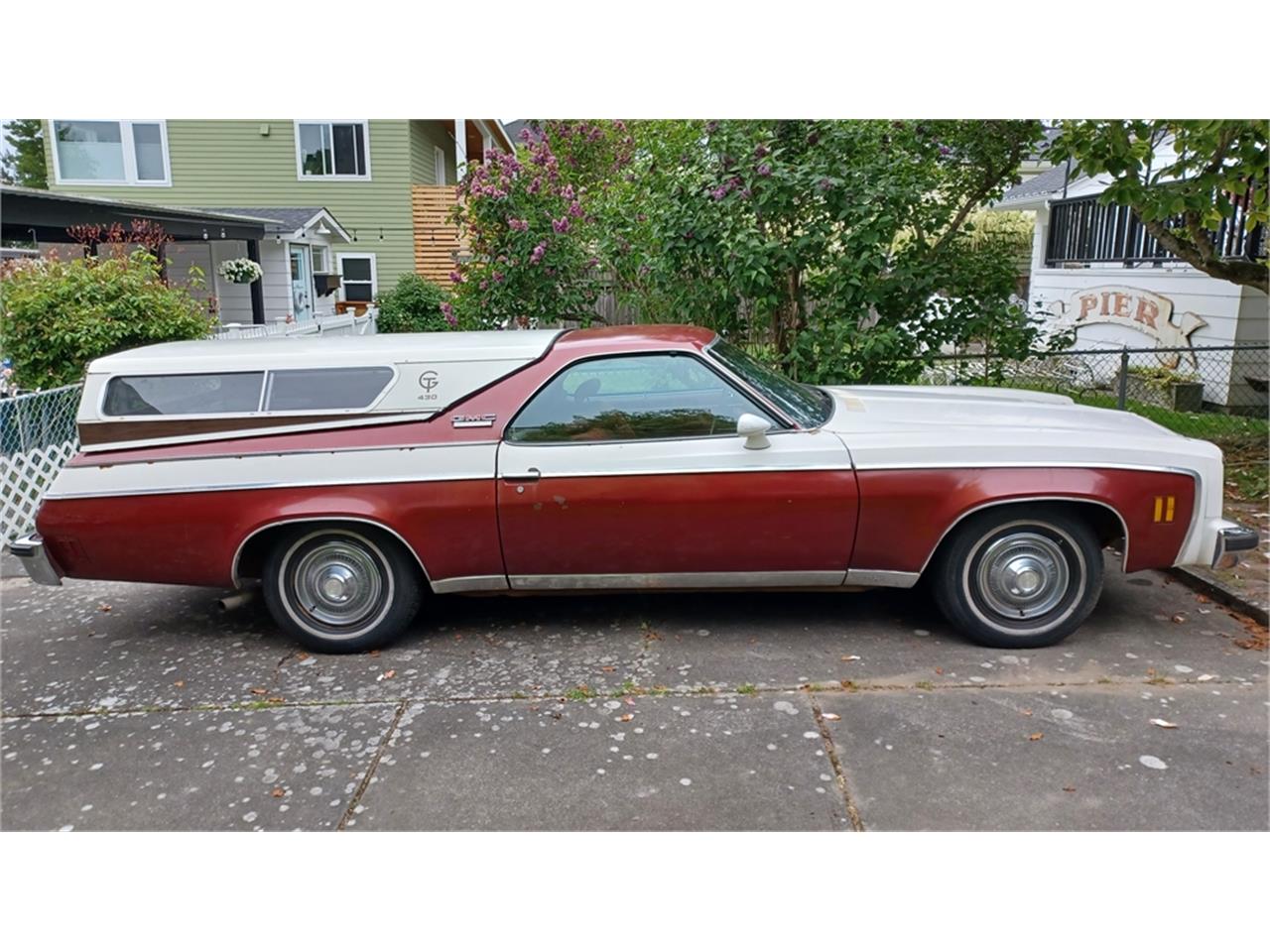 Gmc-Sprint-1975-White-and-burgundy-Burgundy-13