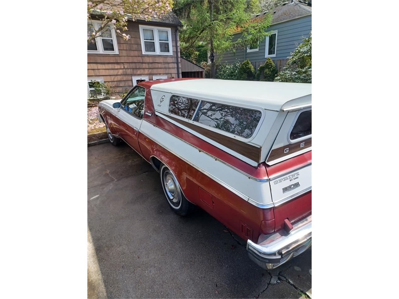 Gmc-Sprint-1975-White-and-burgundy-Burgundy-19