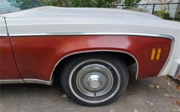 Gmc-Sprint-1975-White-and-burgundy-Burgundy-47