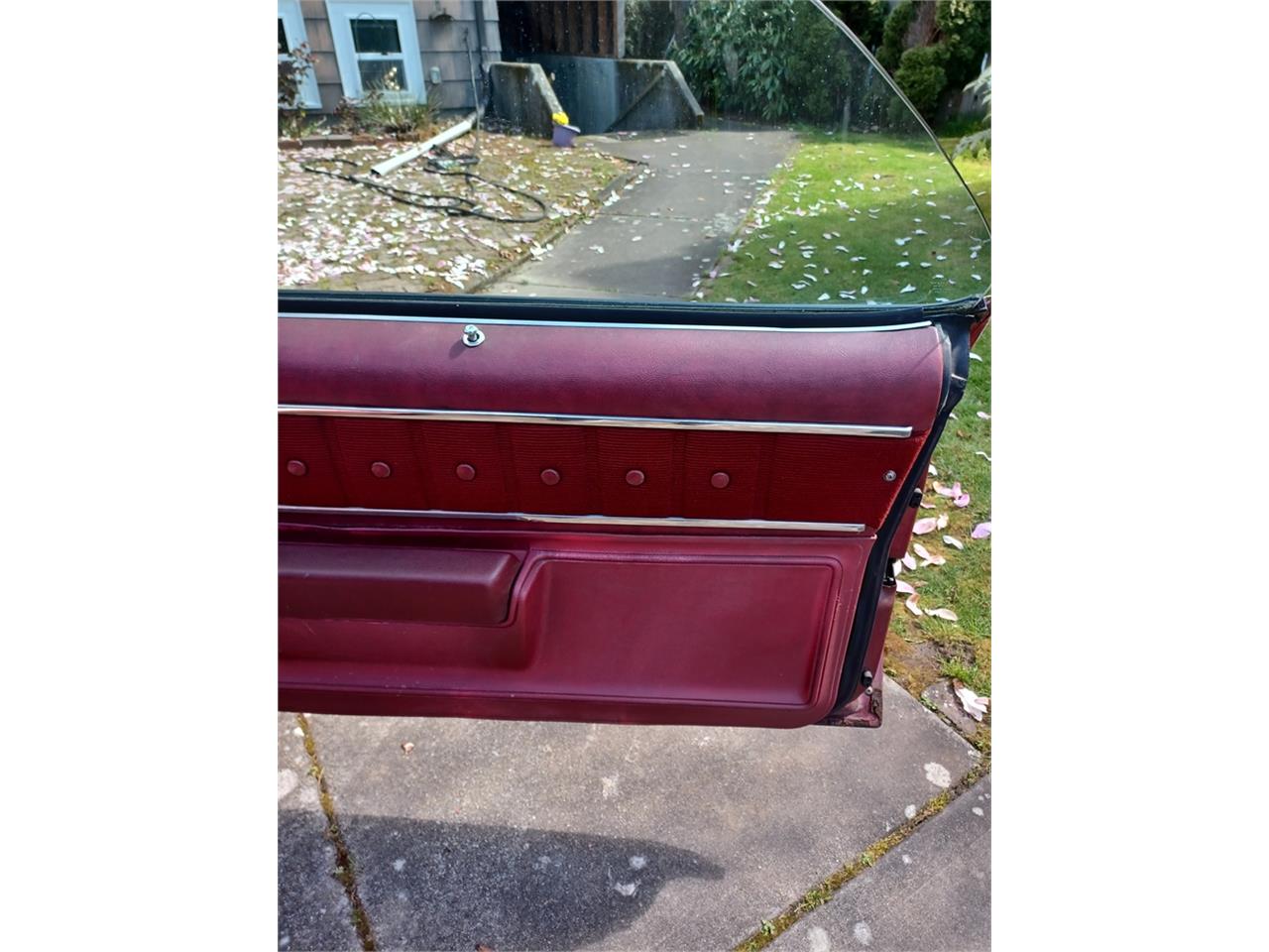 Gmc-Sprint-1975-White-and-burgundy-Burgundy-7