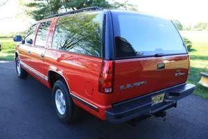 Gmc-Suburban-1992-Red-Grey-2