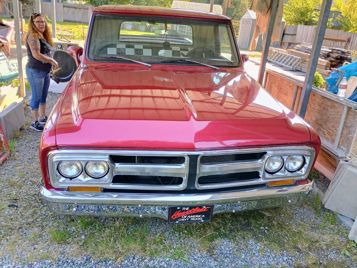 Gmc-c10-1967-custom-1