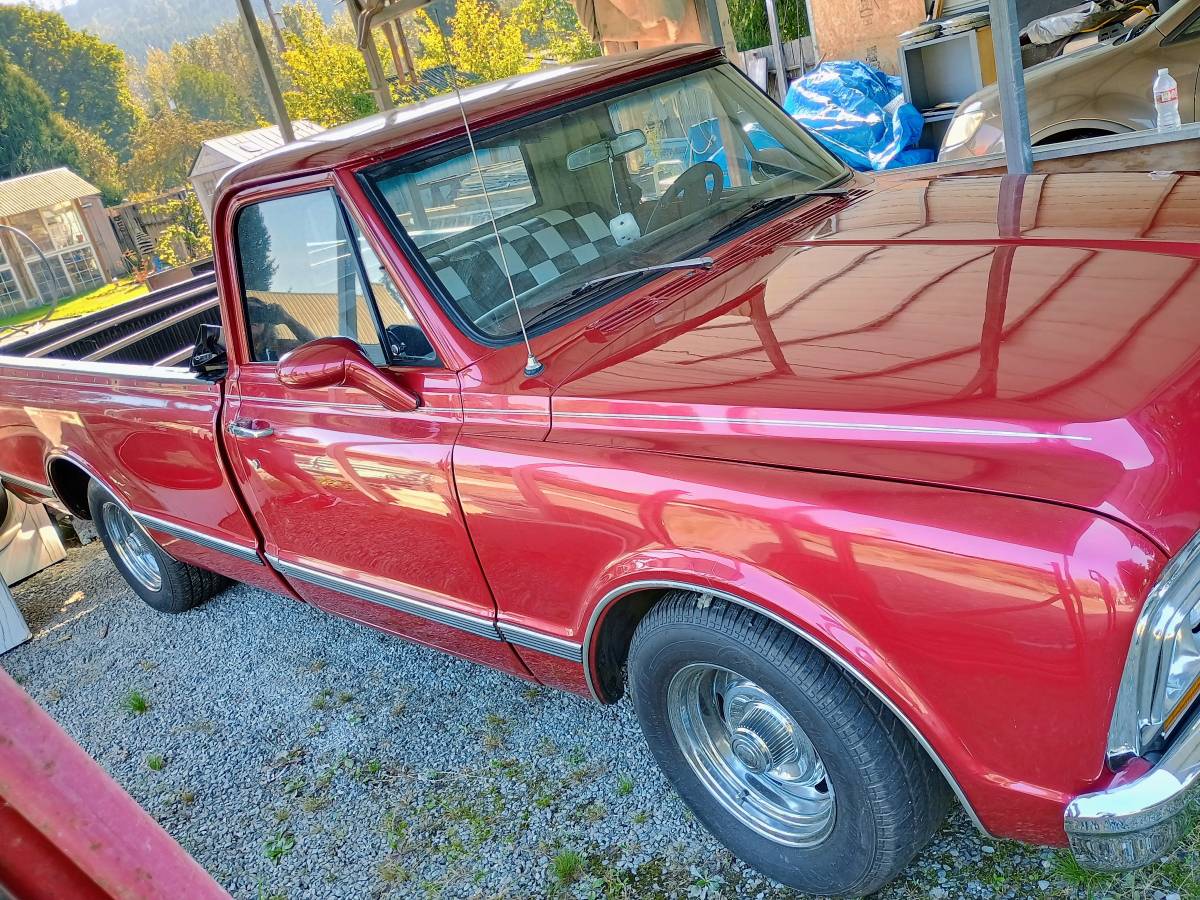 Gmc-c10-1967-custom-2