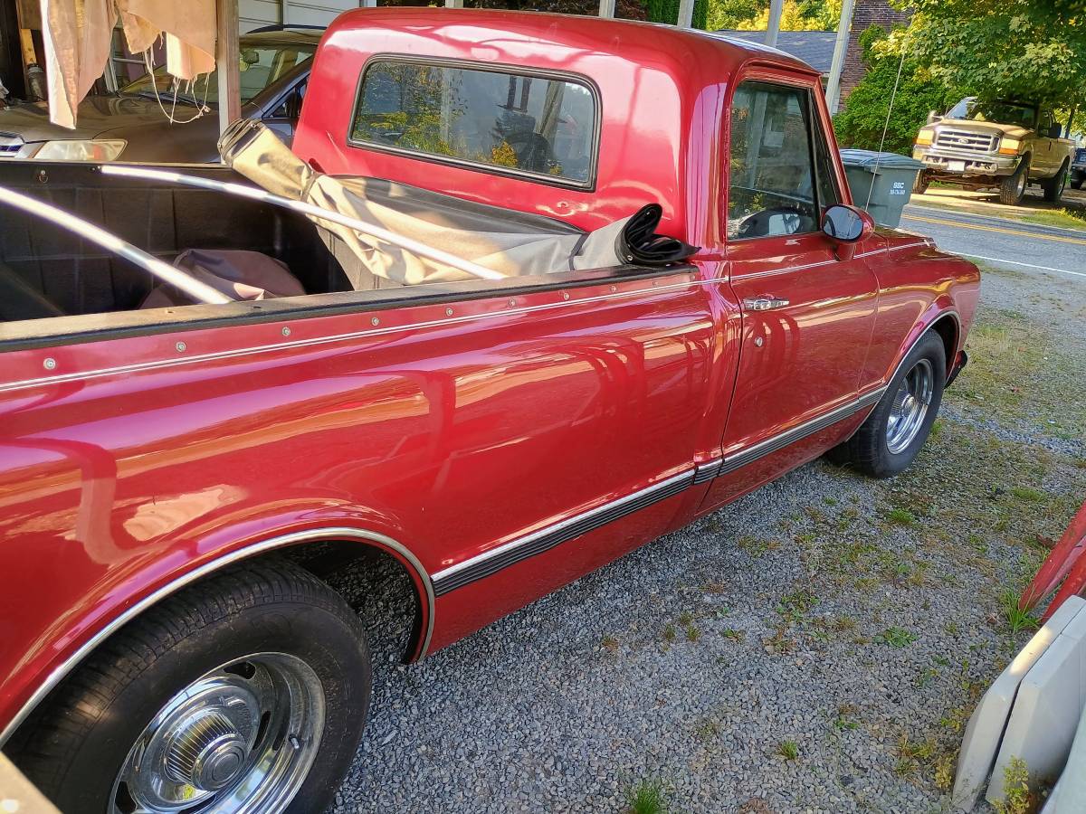 Gmc-c10-1967-custom-3
