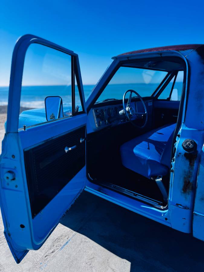 Gmc-c10-1968-blue-9