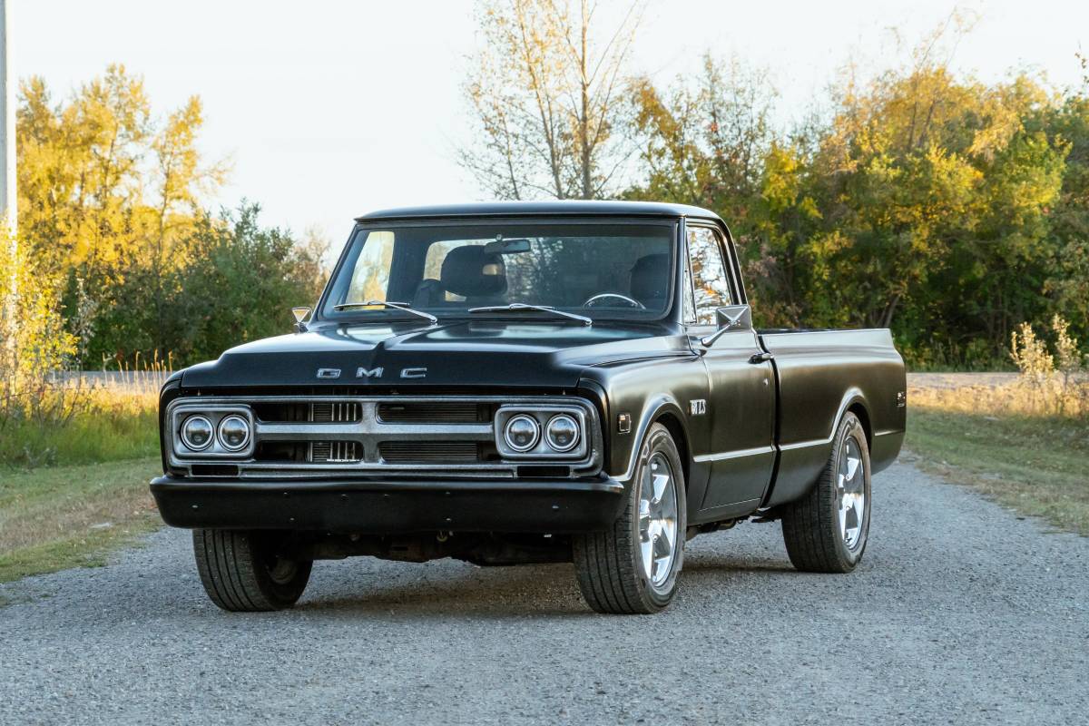 Gmc-c15-1968-black-1