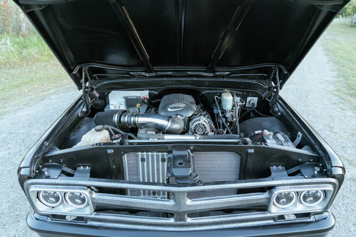 Gmc-c15-1968-black-56