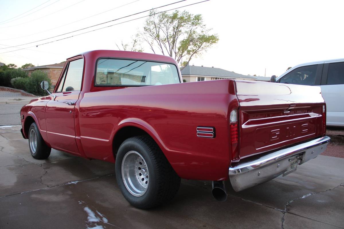 Gmc-c1500-1970-red-3