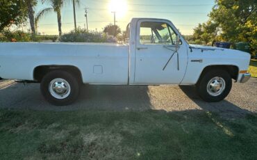 Gmc-c2500-1984-white-1