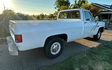 Gmc-c2500-1984-white-2